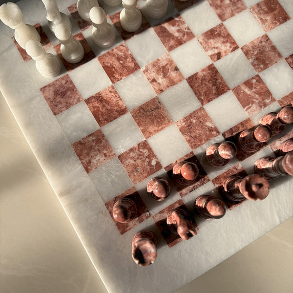 White & Rose Chess (15x15)