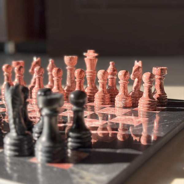 Black & Rose Chess (15x15)