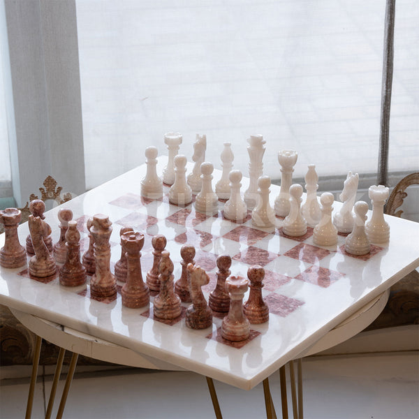 White & Rose Chess (15x15)